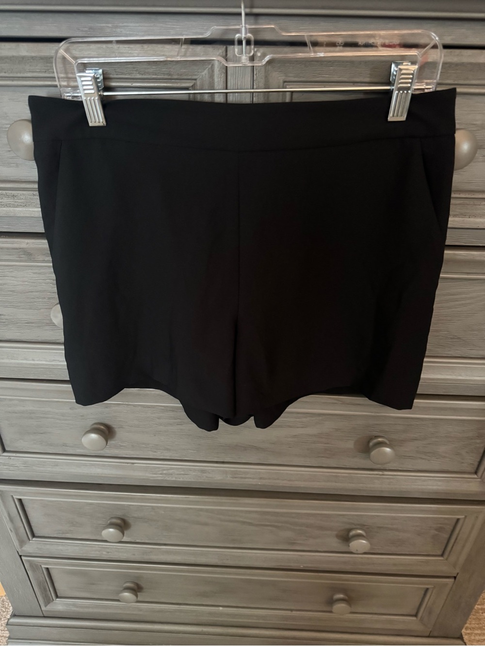 LOFT Black Flat Front, Pull on,  Dress Shorts with pockets.